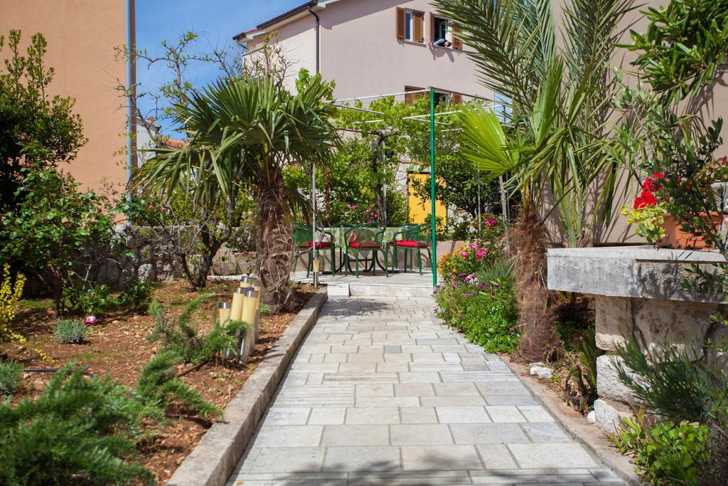 Apartman Petra Cres Exterior photo